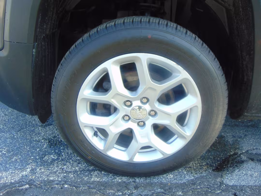 2018 Jeep Renegade - ZACCJBBB4JPH41848 - Image #15